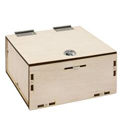 Abschließbare Klappdeckelbox aus Holz im Sondermaß